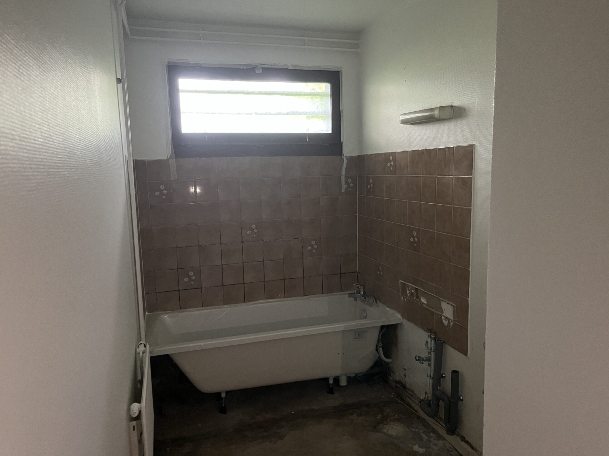 salle de bains avant travaux